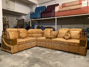 নতুন রুপে কফি টেবিল সহ কর্নার সোফা সেট