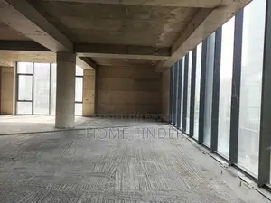 গুলশান এভিনিউতে ভাড়ার জন্য ৩১০০ বর্গফুটের কমার্শিয়াল অনুমোদিত ওপেন স্পেস