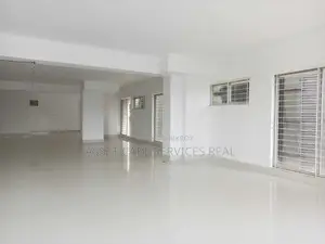 বনানীতে ৩০৭০ বর্গফুটের কমার্শিয়াল প্রপার্টি ভাড়া