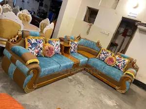 সেগুন কাঠের তৌরি কর্নার সোফা SL320F