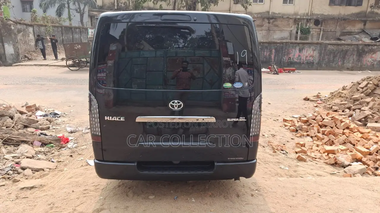 Toyota Hiace Super GL Dark Prime 2020