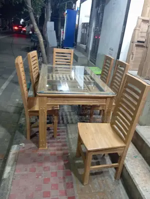Dining table with 6 chairs