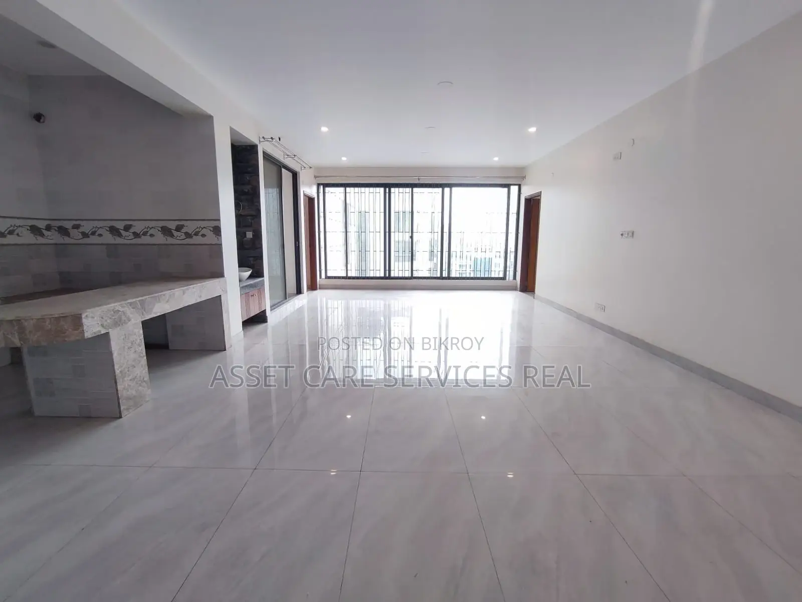 Gym-Pool Facilities New 4-Bed Un-Furnished Apartment for Rent in North Gulshan