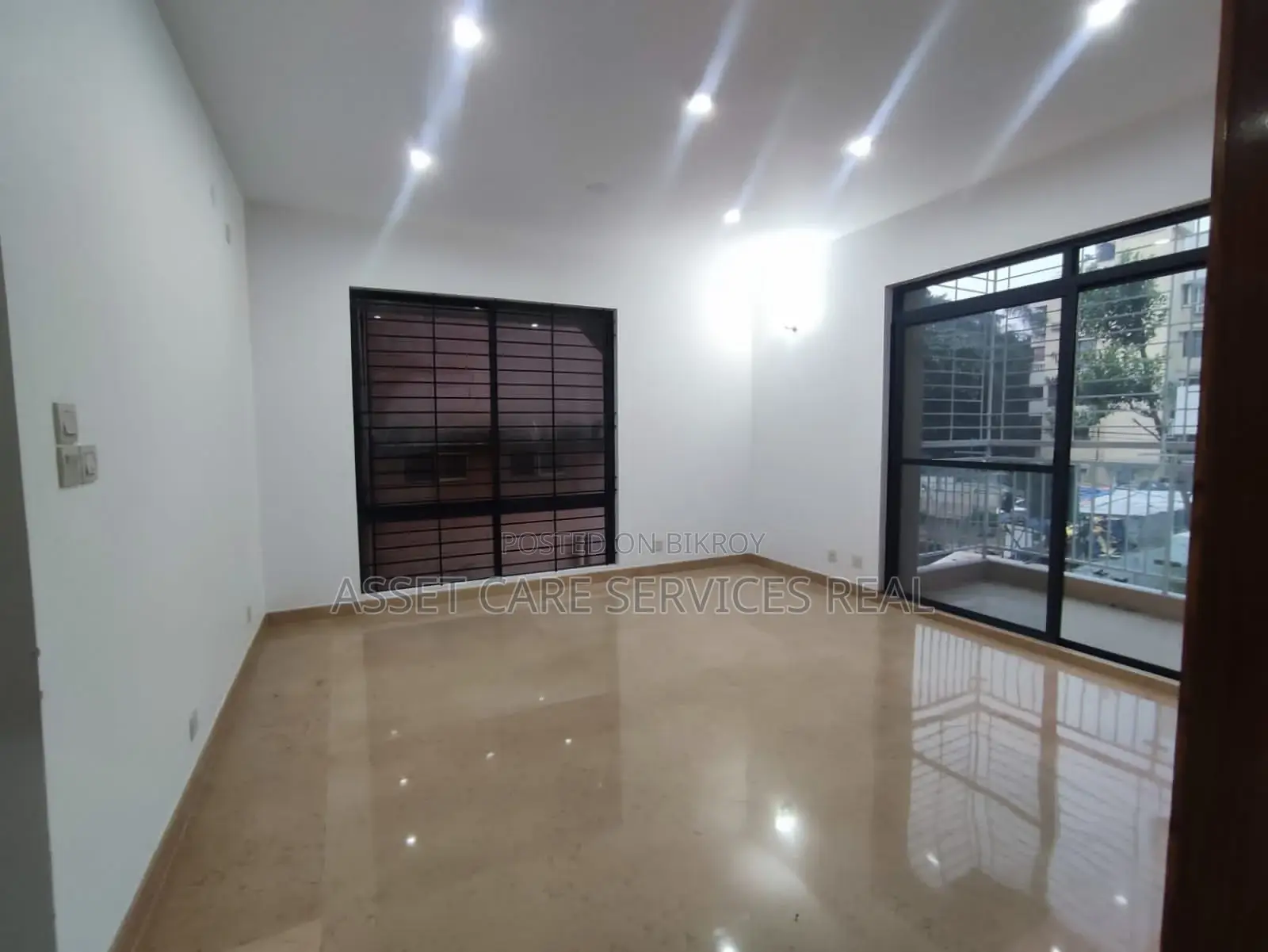 Gym-Pool Facilities New 4-Bed Un-Furnished Apartment for Rent in North Gulshan