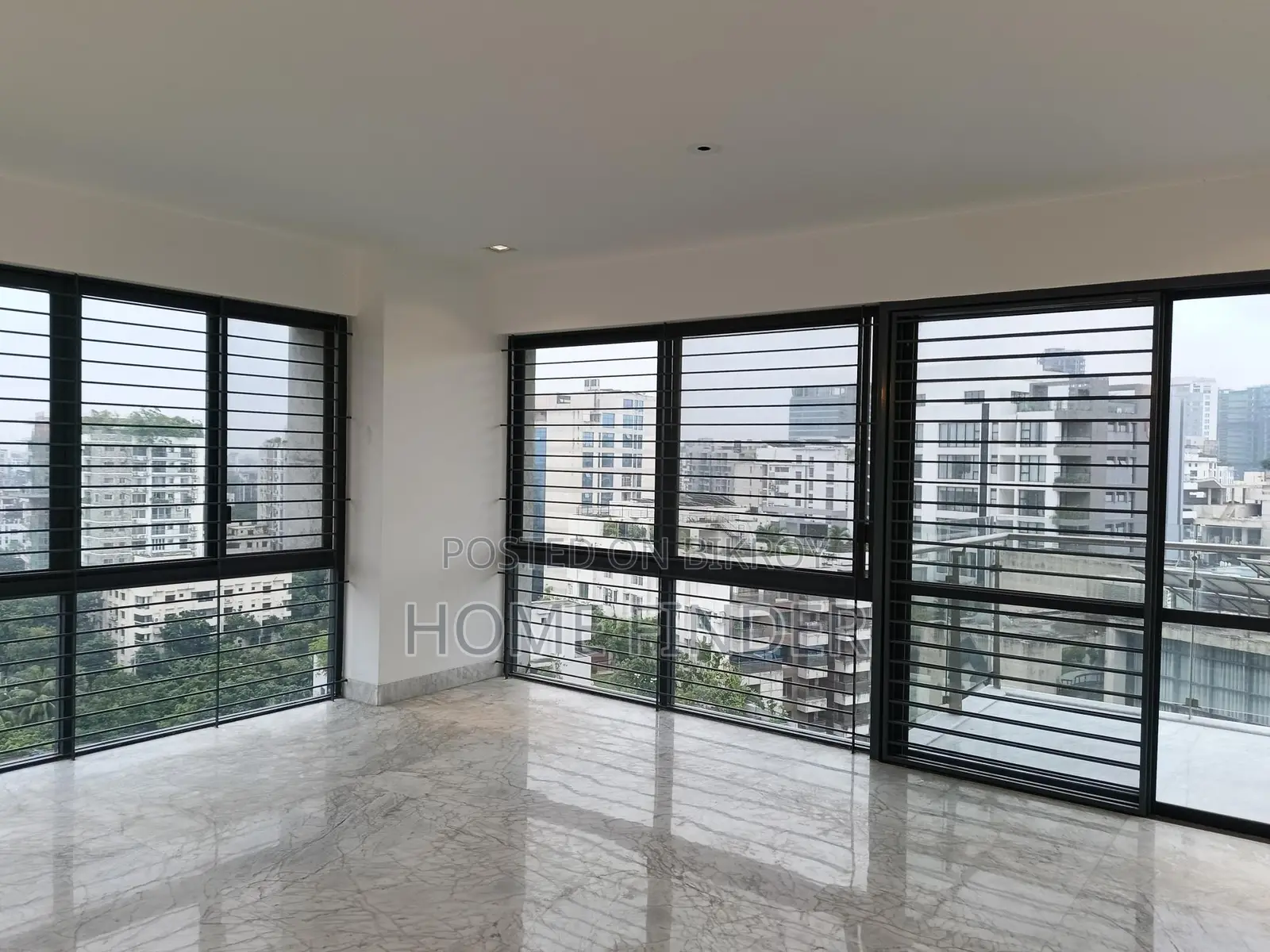 4500 SqFt (4Bed-2Parking) Swimming Pool Gym Facilities Flat Rent GULSHAN