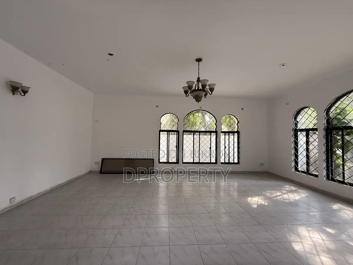 5-bedroom House in Gulshan for Rent