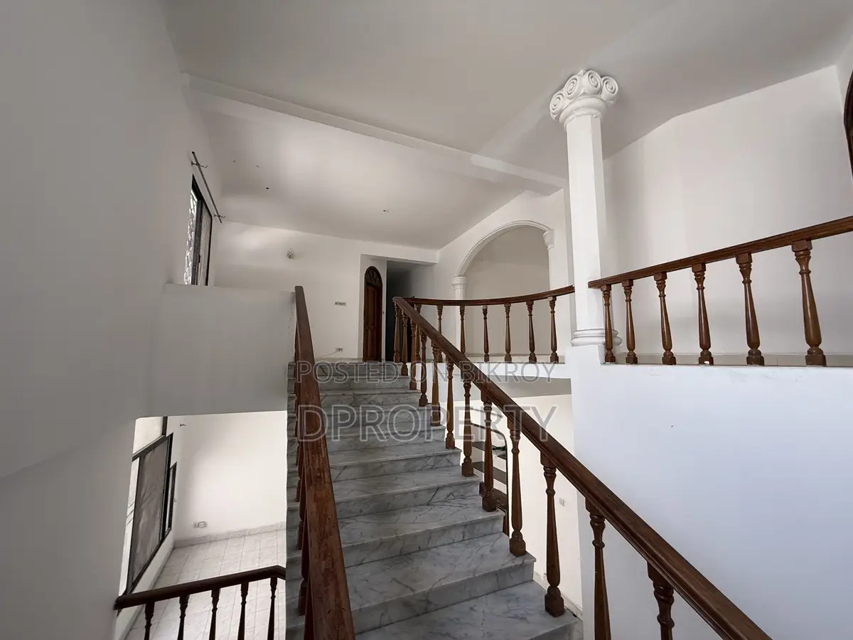 5-bedroom House in Gulshan for Rent