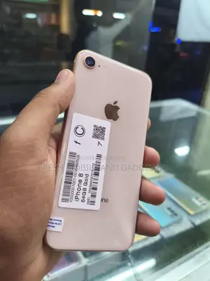 Apple iPhone 8 64GB Super Fresh (Used)