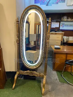 Capsule Standing Mirror Dr50f