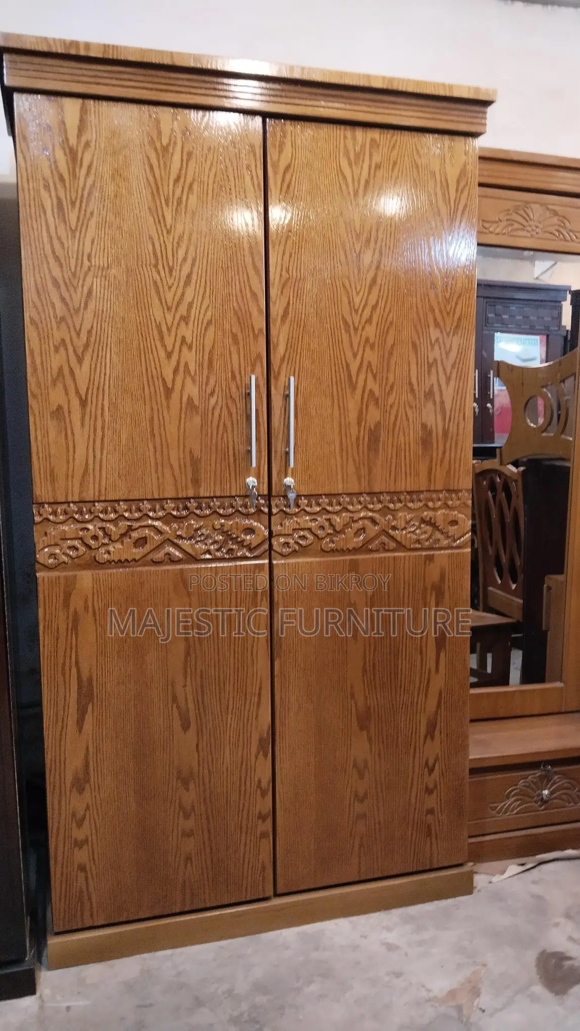 কানাডিয়ান ওক ভিনিয়ার আলমিরা ২ পাল্লা. এম # ৪১৬.