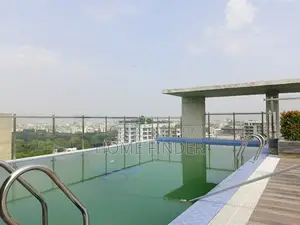 Luxurious Well Decorated (gym+pool) Flat Rent in Gulshan 2