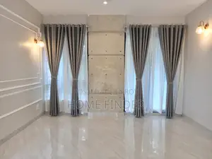 Luxurious Well Decorated (gym+pool) Flat Rent in Gulshan 2