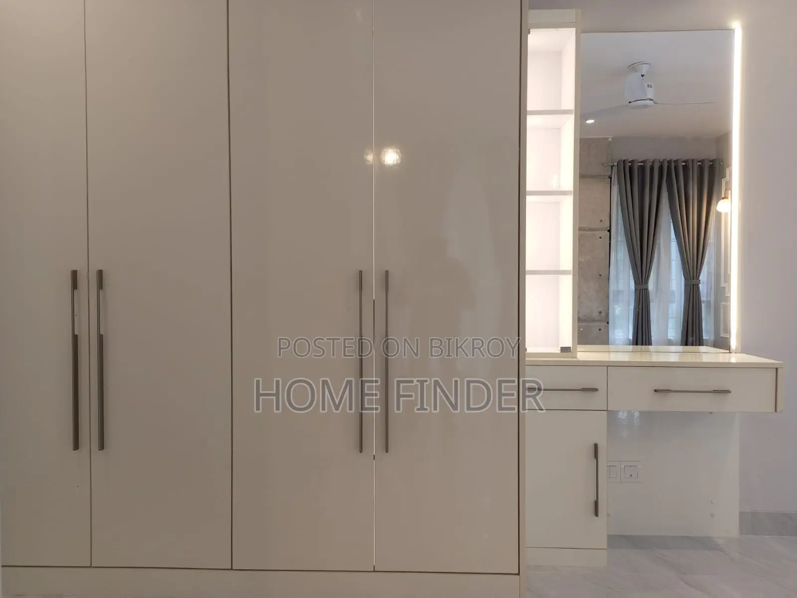 Luxurious Well Decorated (gym+pool) Flat Rent in Gulshan 2