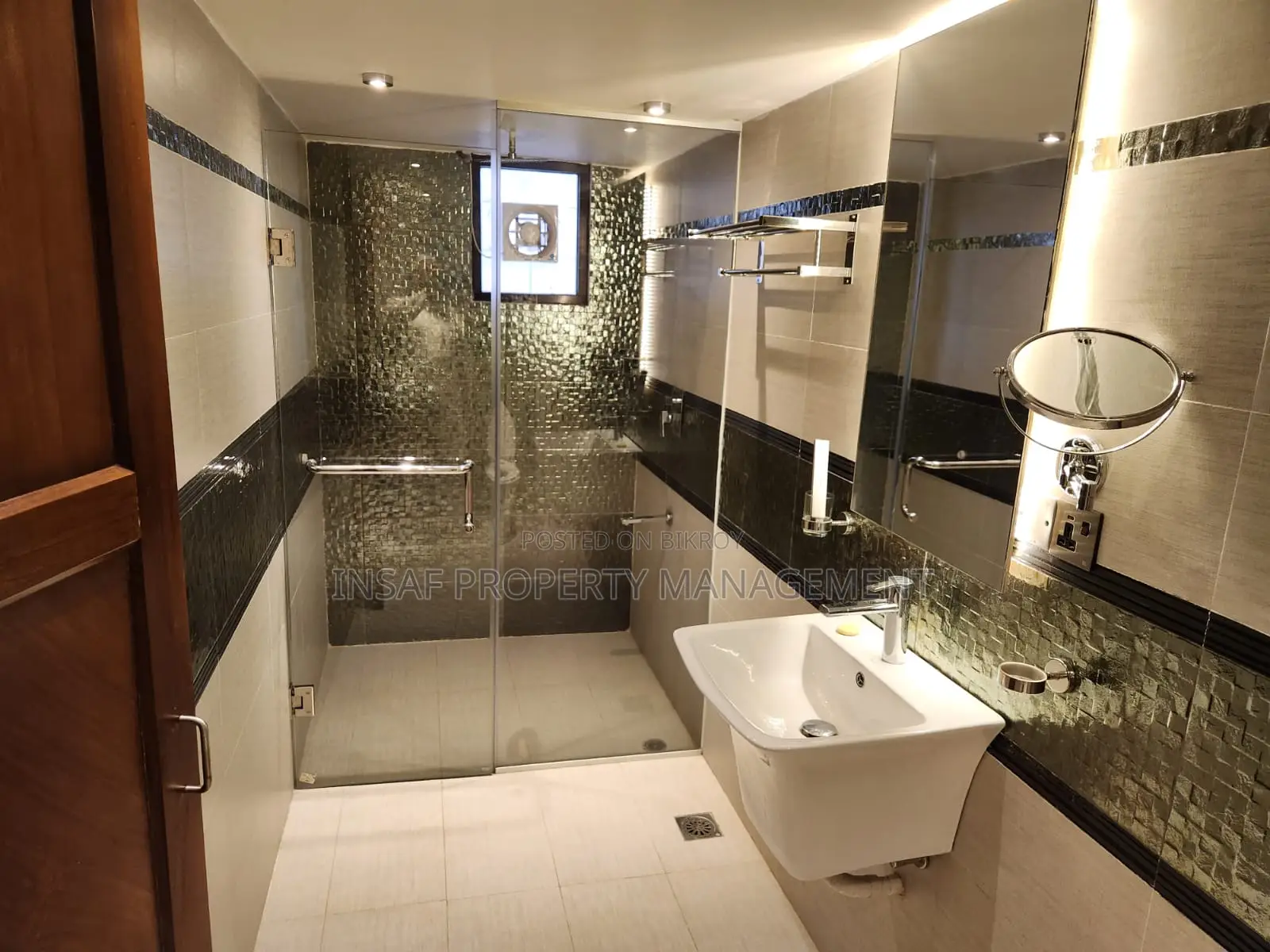 Furnished 3-bedroom Apartment in Gulshan for Sale