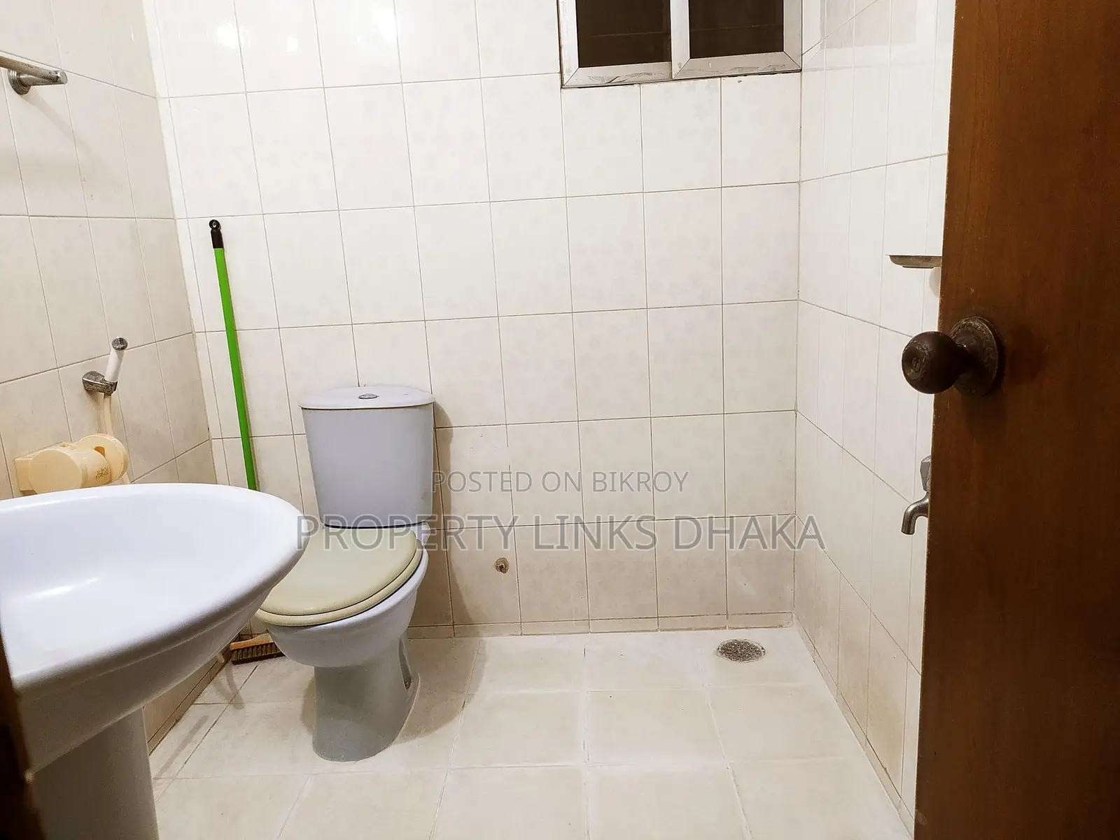 Unfurnished Flat For Rent In Gulshan
