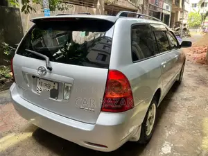 Toyota Corolla Fielder 1.5 Petrol Front-Wheel Drive 2005 Silver
