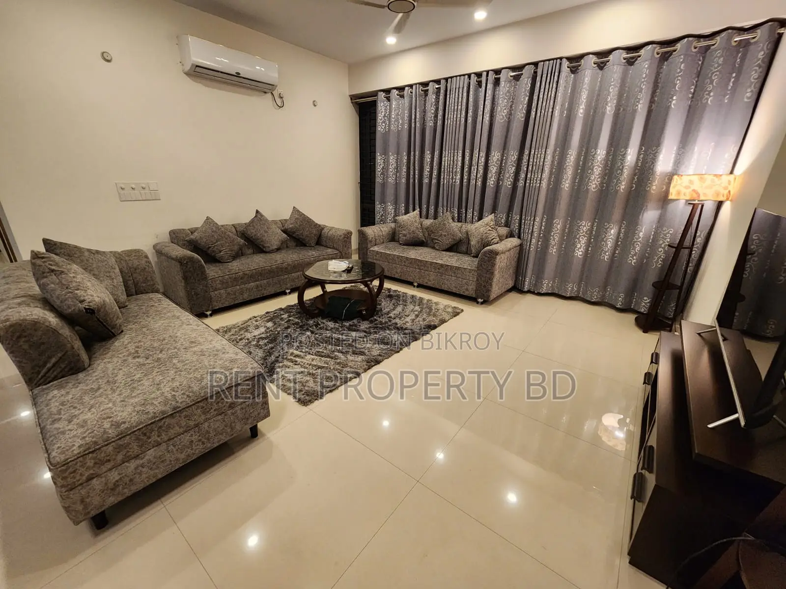 Luxurious Full Furnished Flat For Rent In Gulshan
