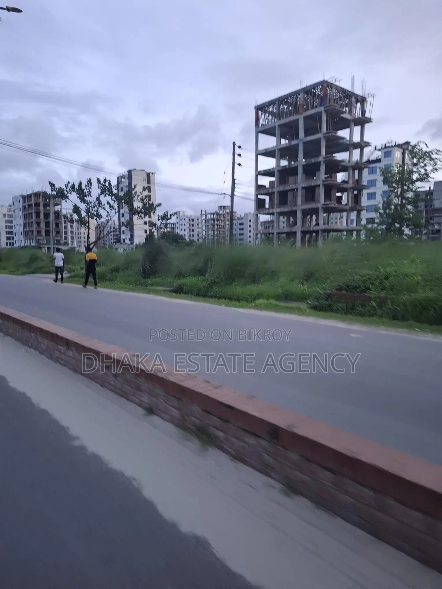 Nikunjo-2, 20 Katha Commercial Plot for Sale