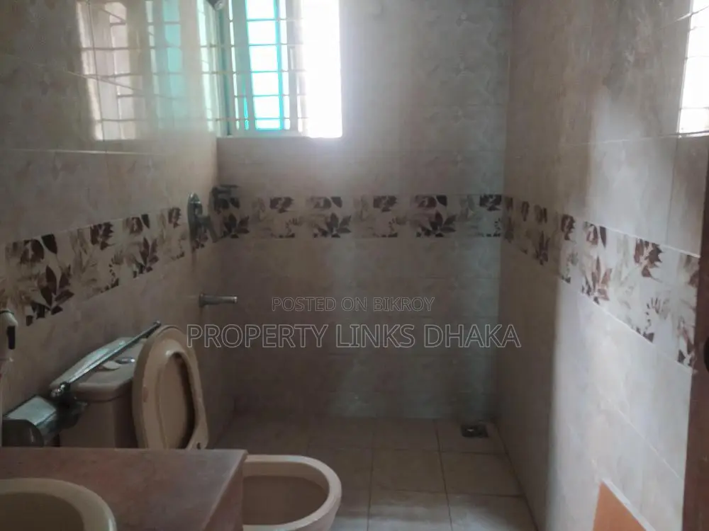 Unfurnished flat for Rent in Gulshan