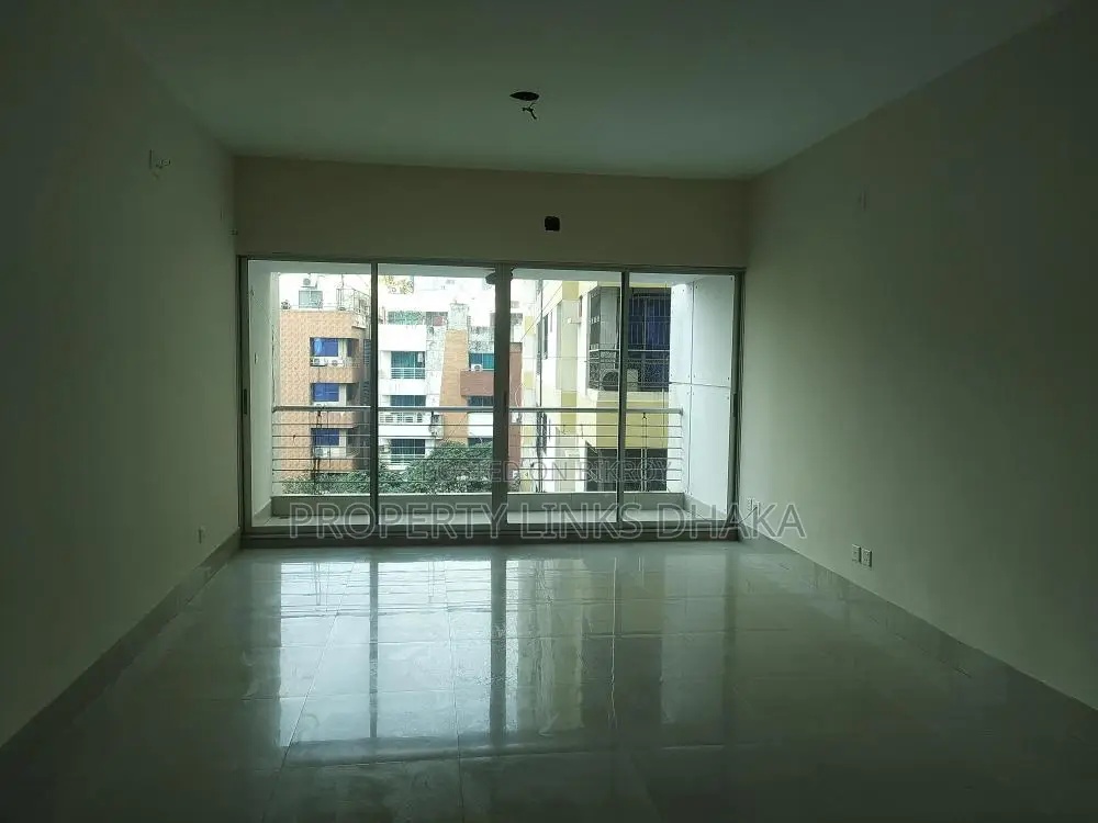 Unfurnished flat for Rent in Gulshan