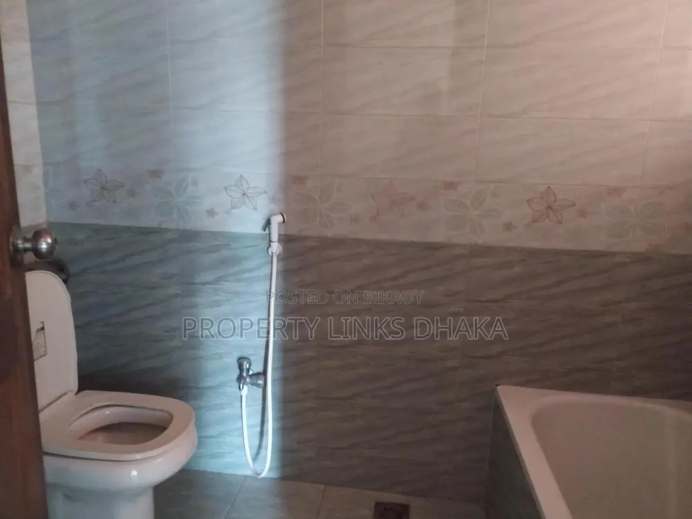 Unfurnished flat for Rent in Gulshan