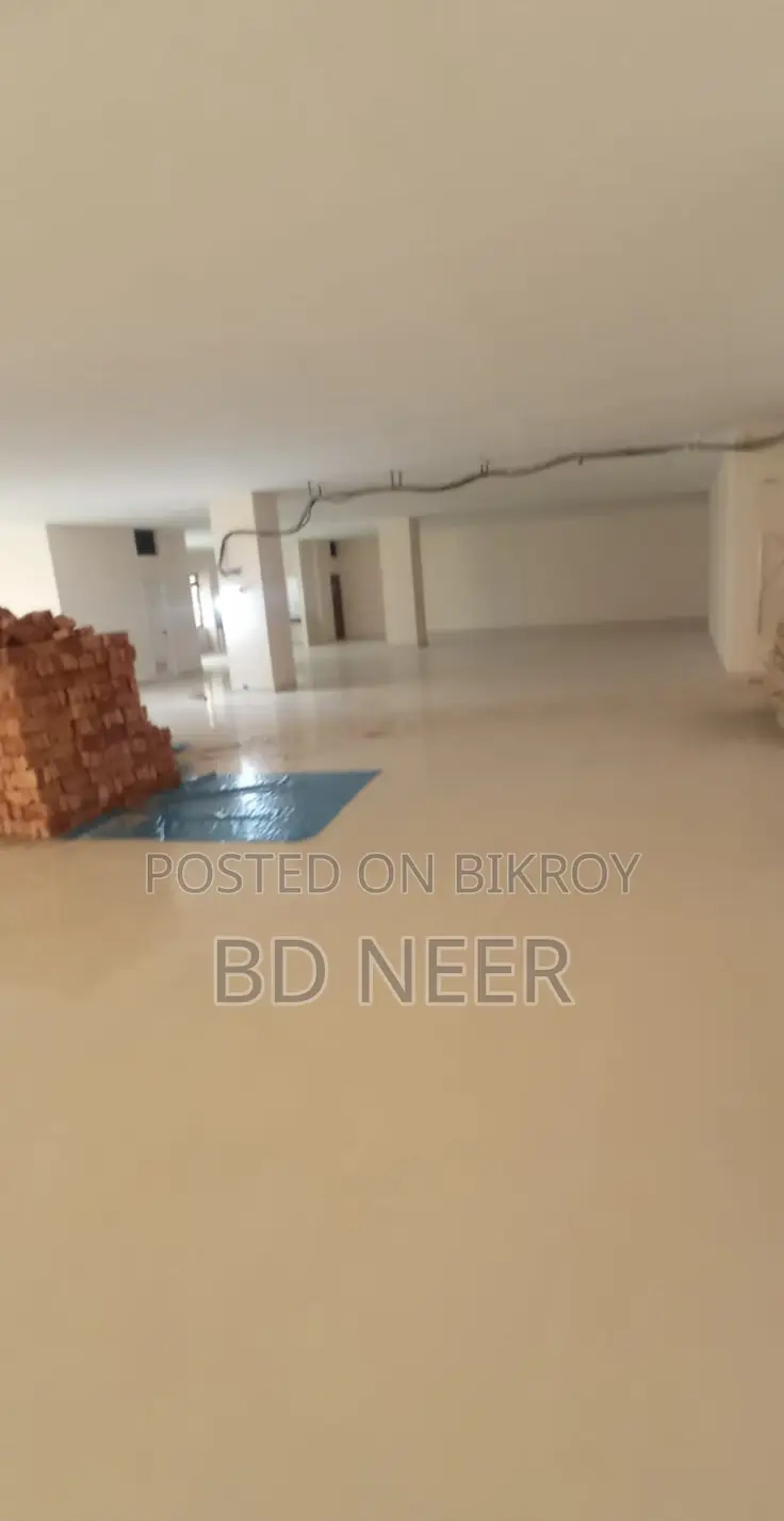 গুলশান-২ এ ১১০০ বর্গফুট গ্রাউন্ড ফ্লোর ভাড়ার জন্য