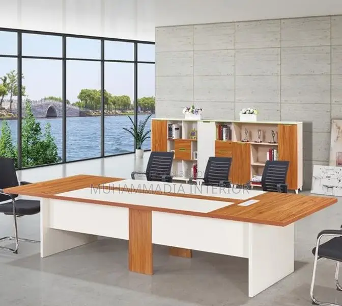 Conference Table (MID-515)