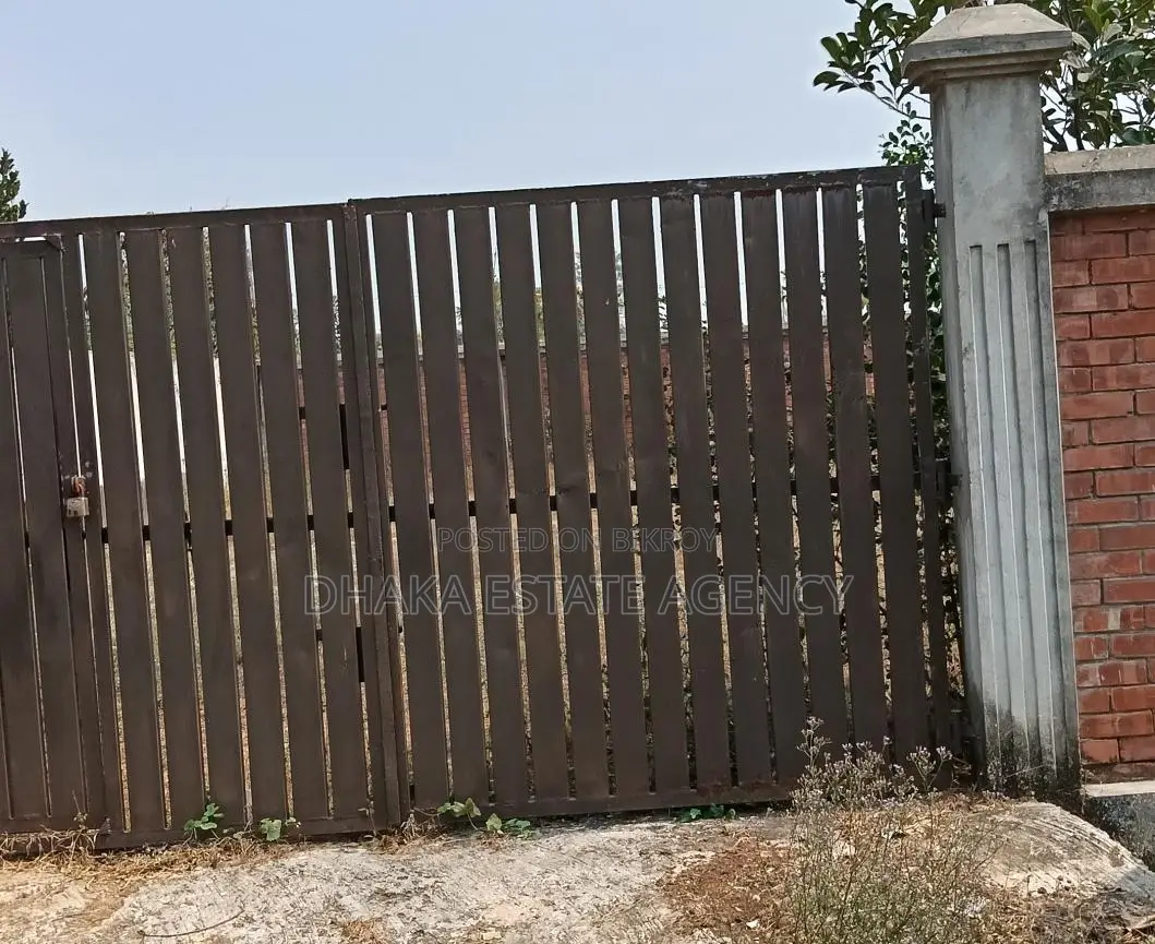 Uttara Sector-5, Urgent 3.50 Katha Plot for Sale