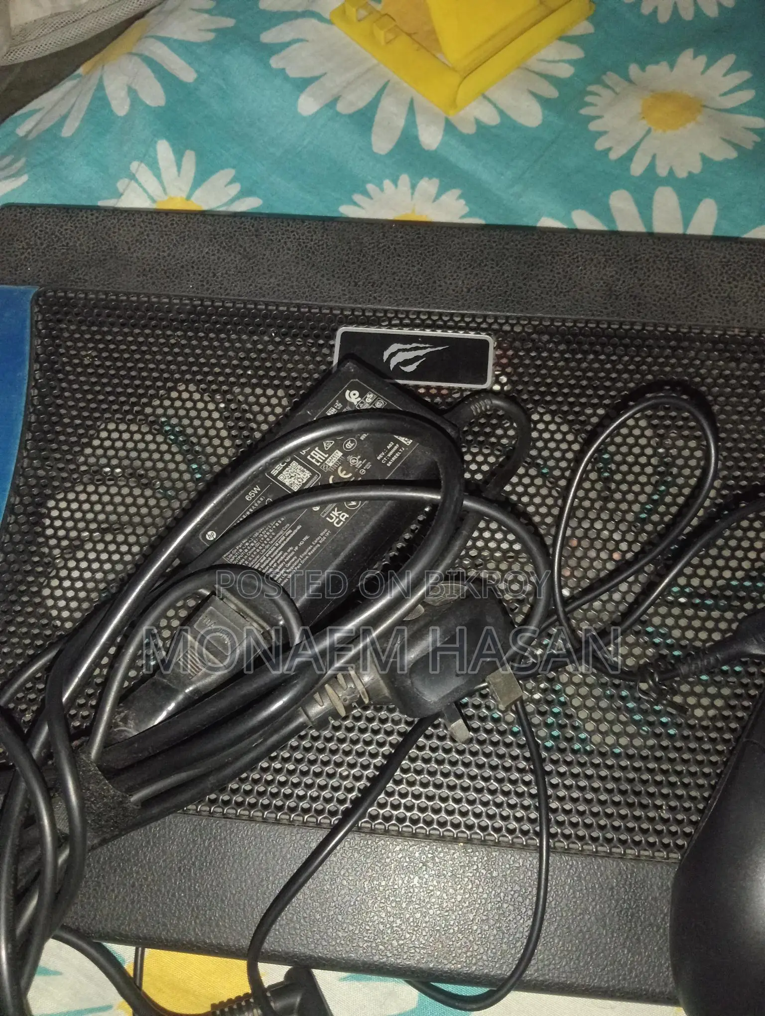 65 Watt Hp Laptop Original Cherger And A4 Tech Mouse
