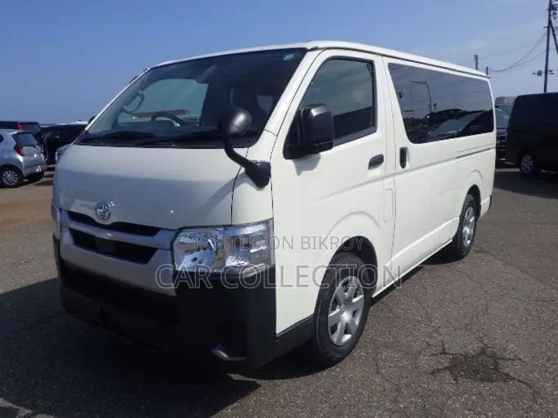 Toyota Hiace DX 2020