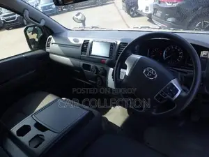 Toyota Hiace DX 2020