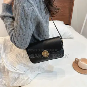 Ladies Chain Stylish Bag