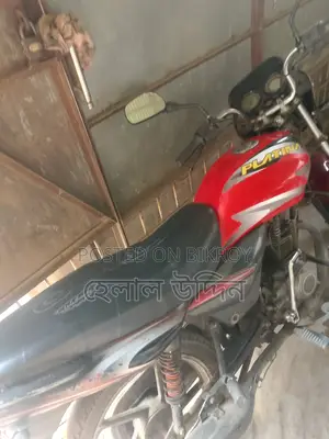 Bajaj Platina 100 . 2012