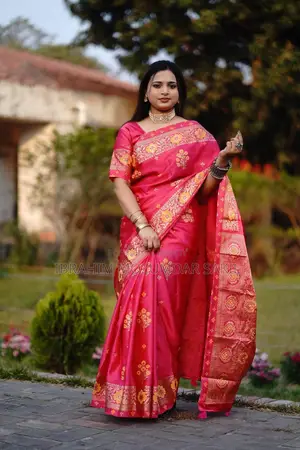 Saree with Blouse Piece Free