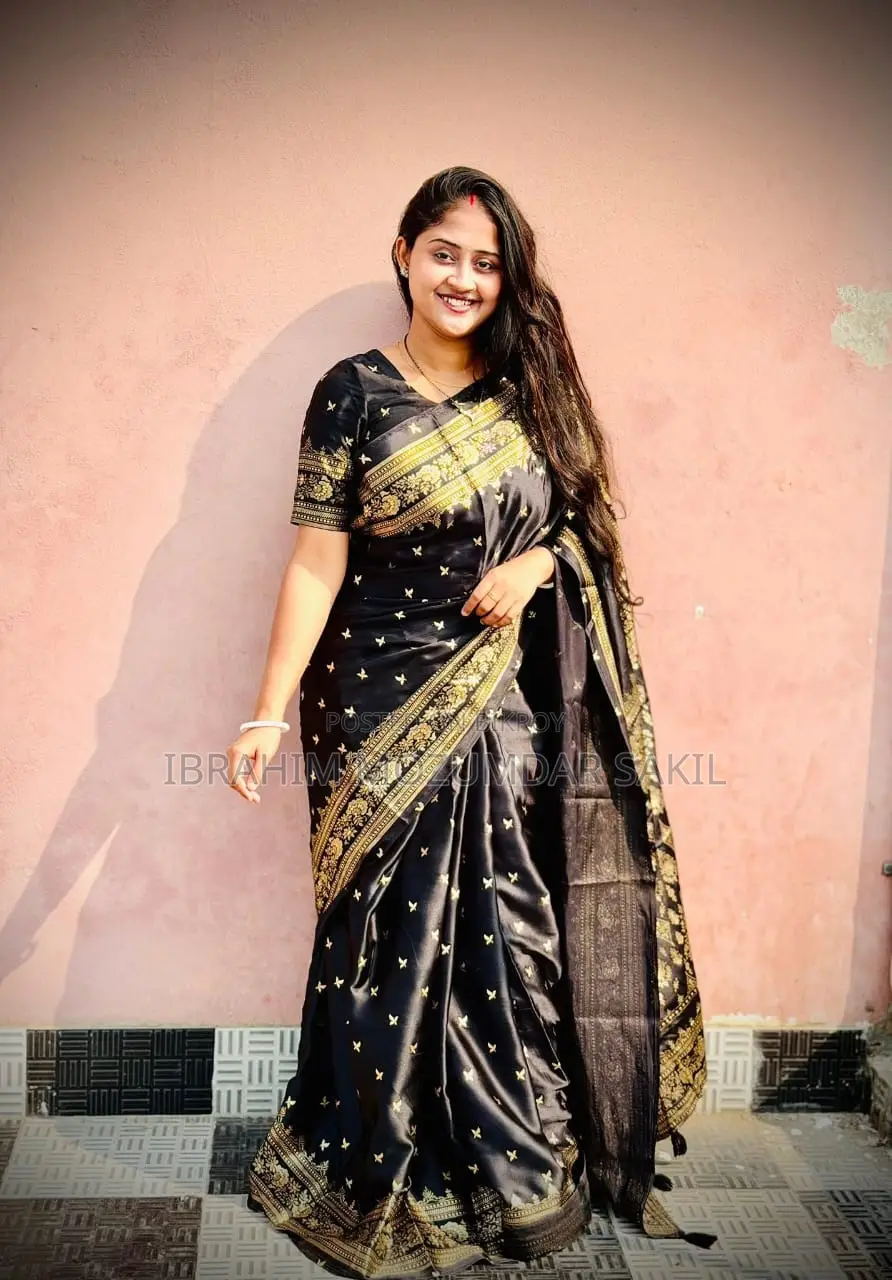 Saree with Blouse Piece Free