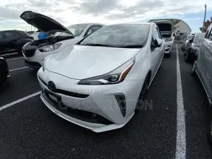 Toyota Prius S Safety Plus- 2 2021