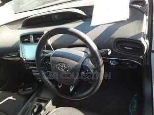 Toyota Prius S Safety Plus- 2 2021