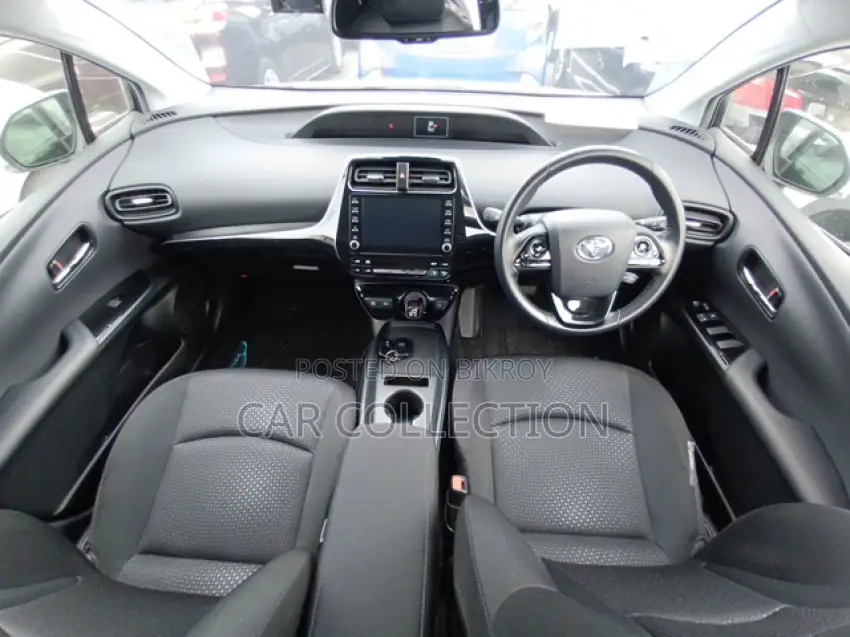 Toyota Prius S Safety Plus- 2 2021