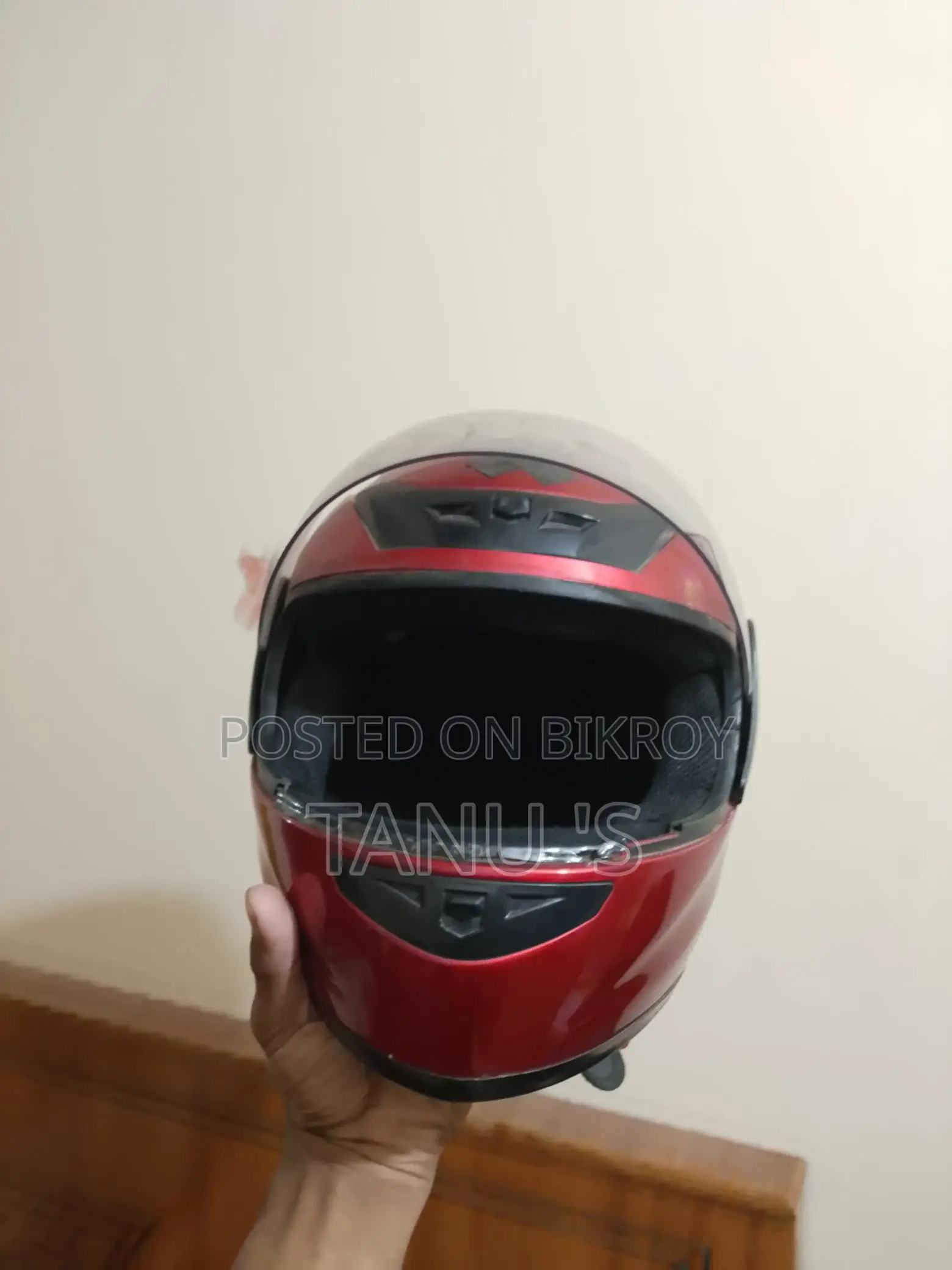 হেলমেট বিক্রয় হবে