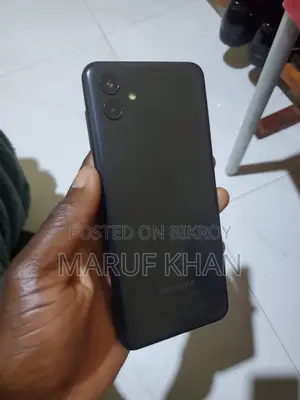 Samsung Galaxy A04 . (Used)