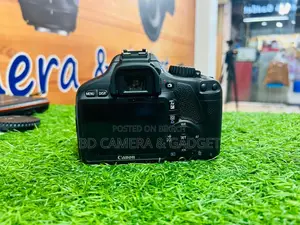 Canon 550D body with 75-300 zoom lens