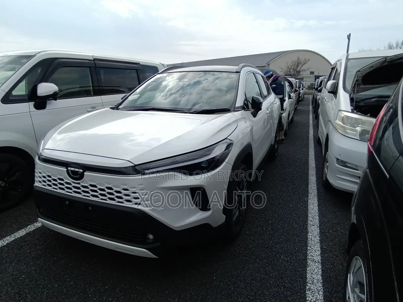 Toyota Corolla Cross Z LEATHER PEARLCOLOR 2025