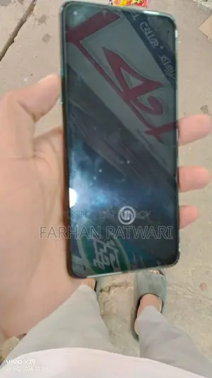 OnePlus 9R . (Used)