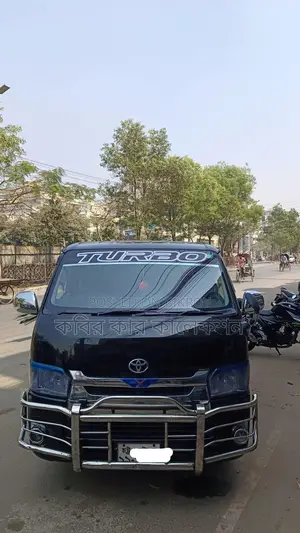 Toyota Hiace Super Gl 2012