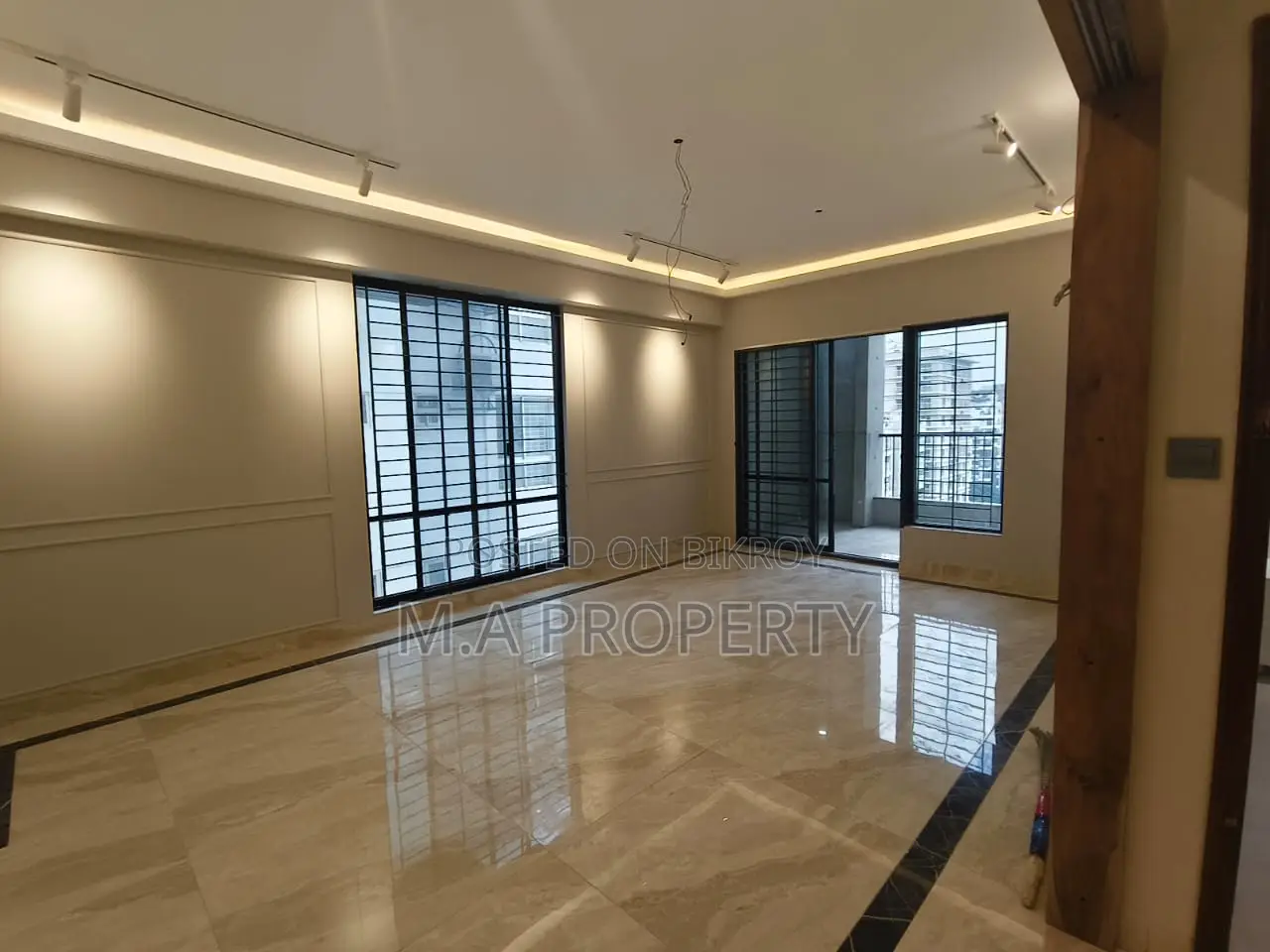Rent Apartment 4500sqft 4-Bed 2-Carpark Gulshan