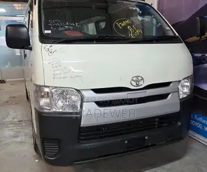 Toyota HiAce 2020 White