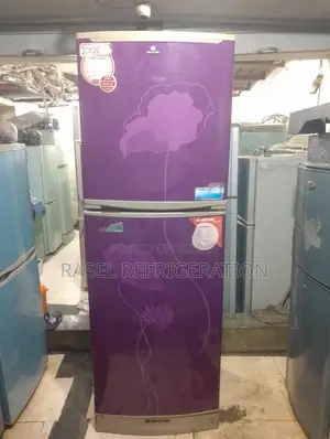 Large 380 liter Walton refrigerator for sale