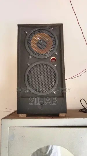 Selling these speaker boxes