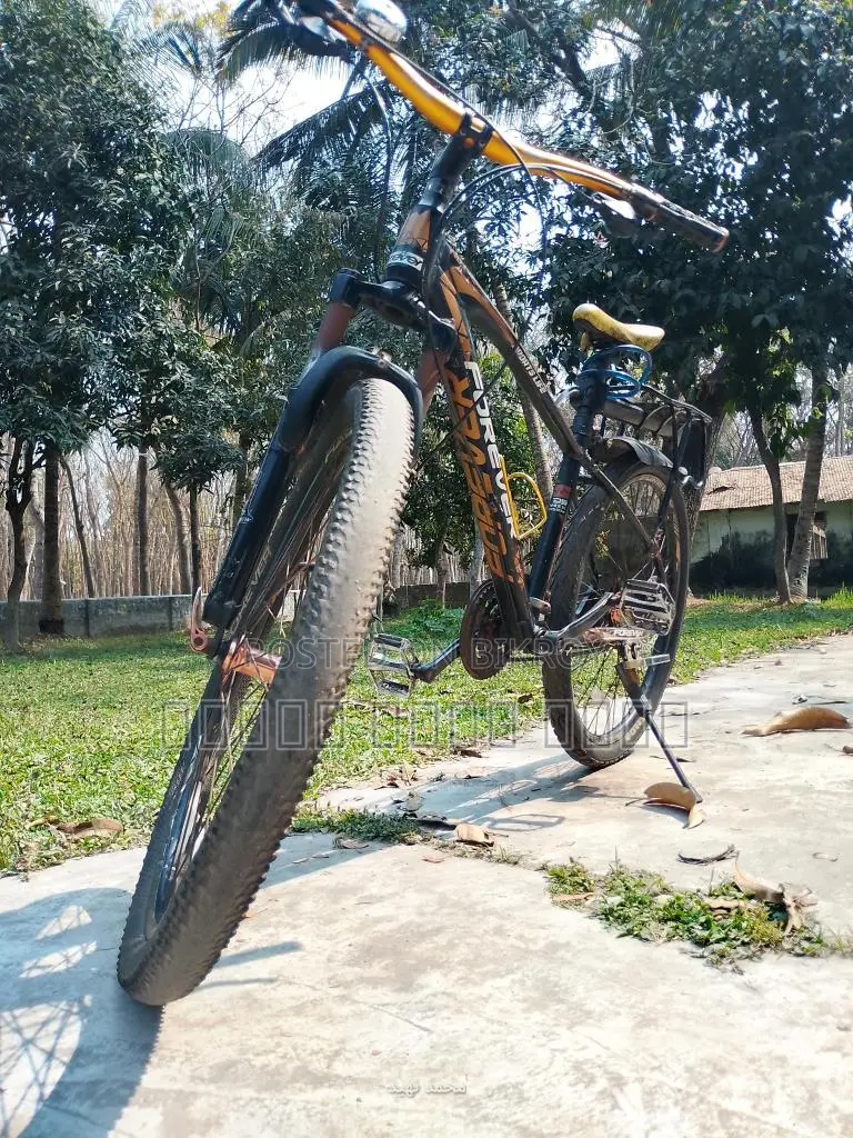 Forever Sports Bicycle - Excellent Condition (Alloy Body)