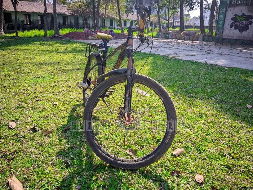 Forever Sports Bicycle - Excellent Condition (Alloy Body)